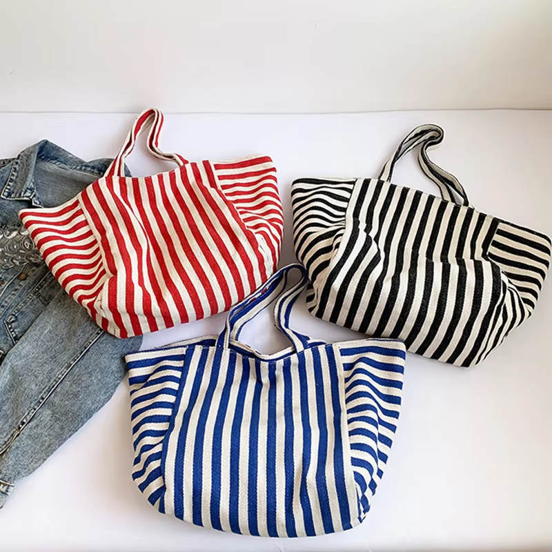 fashionable shopping bags